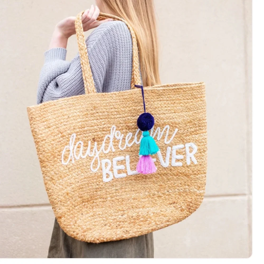 Large Karma Daydream Believer Jute Tote Beach Bag NWT - Picture 4 of 6